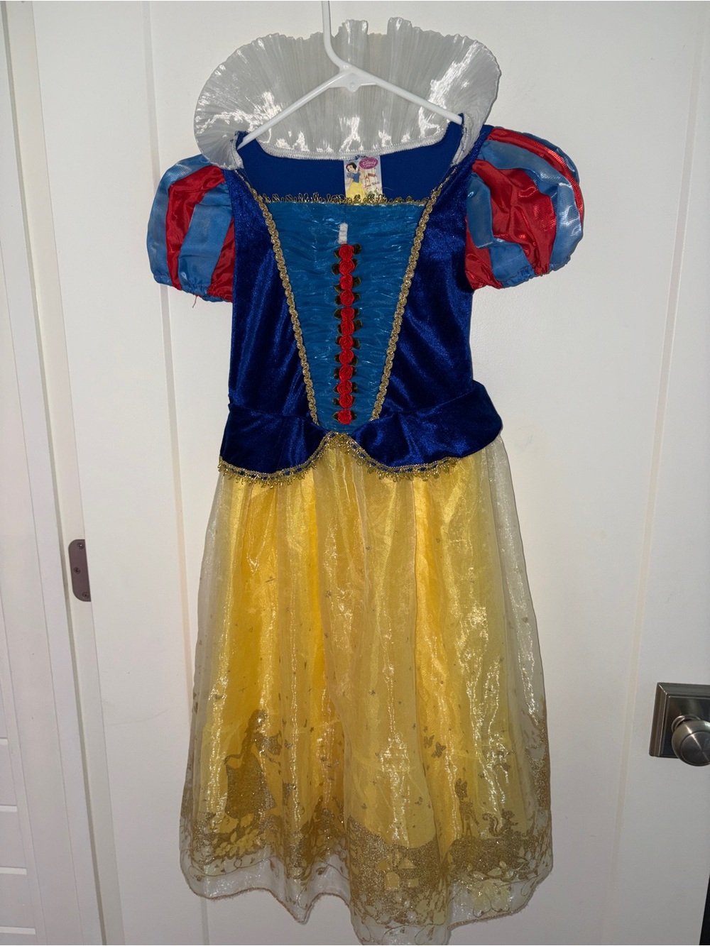 Disney Store Snow White costume dress girl's sz 5/6 EUC LN